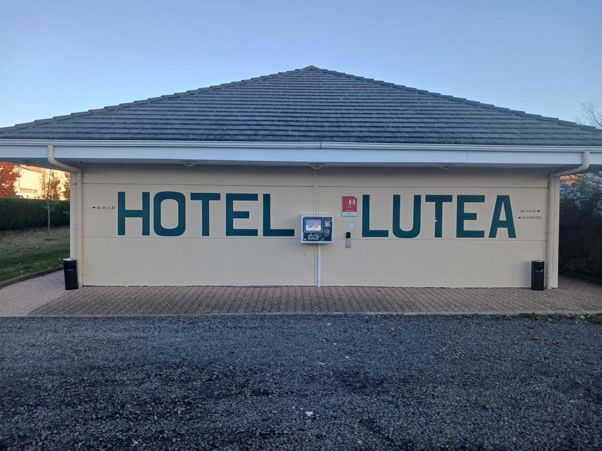 The Originals Access, Hotel Le Lutea Riom-es-Montagnes Екстер'єр фото