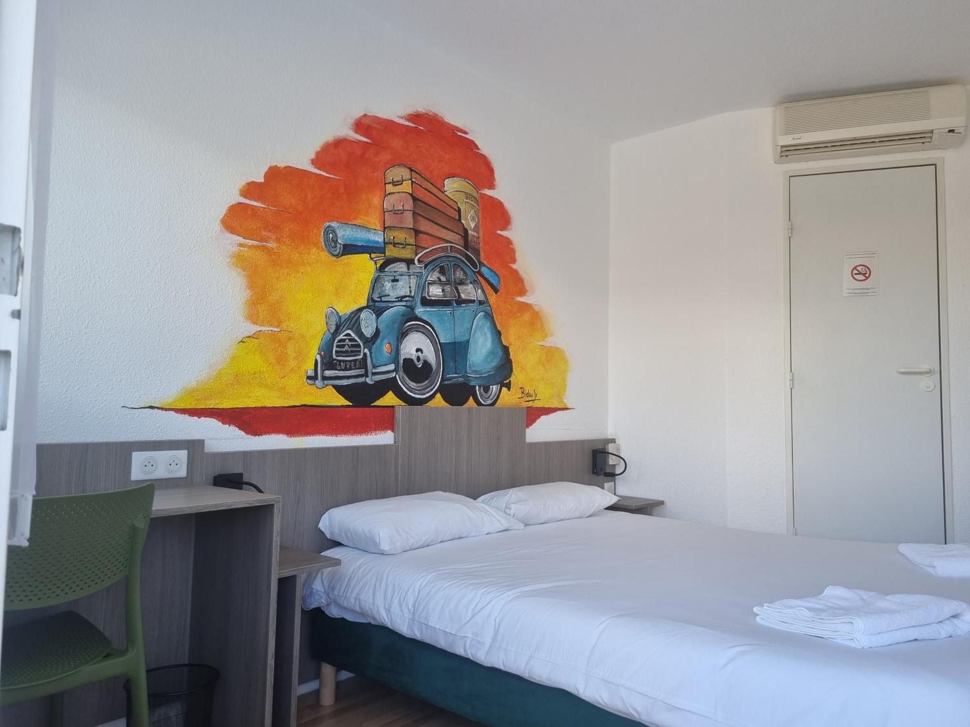 The Originals Access, Hotel Le Lutea Riom-es-Montagnes Екстер'єр фото